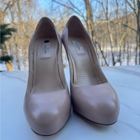 Valentino Garvani Embellished Platform Pump, Women's Nude Heels Crystal backs - Picture 4 of 12